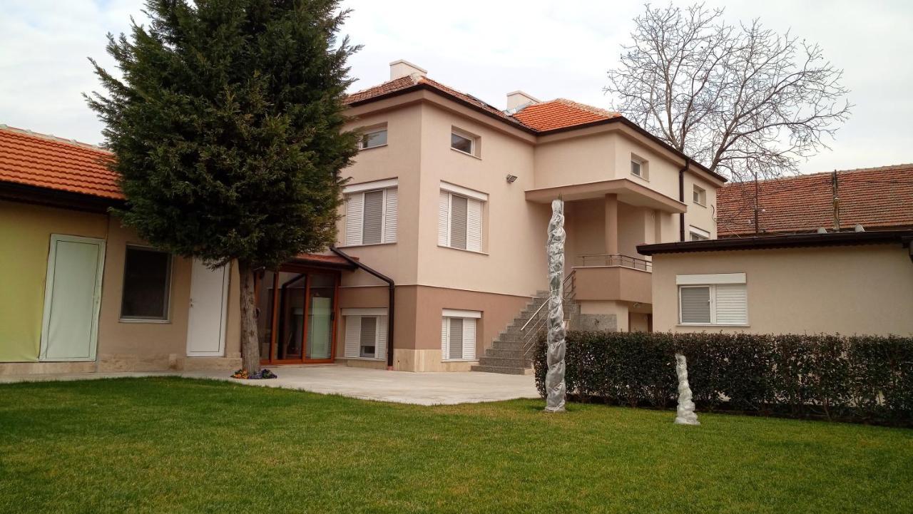 Villa Ros Guest House 斯维伦格勒 外观 照片