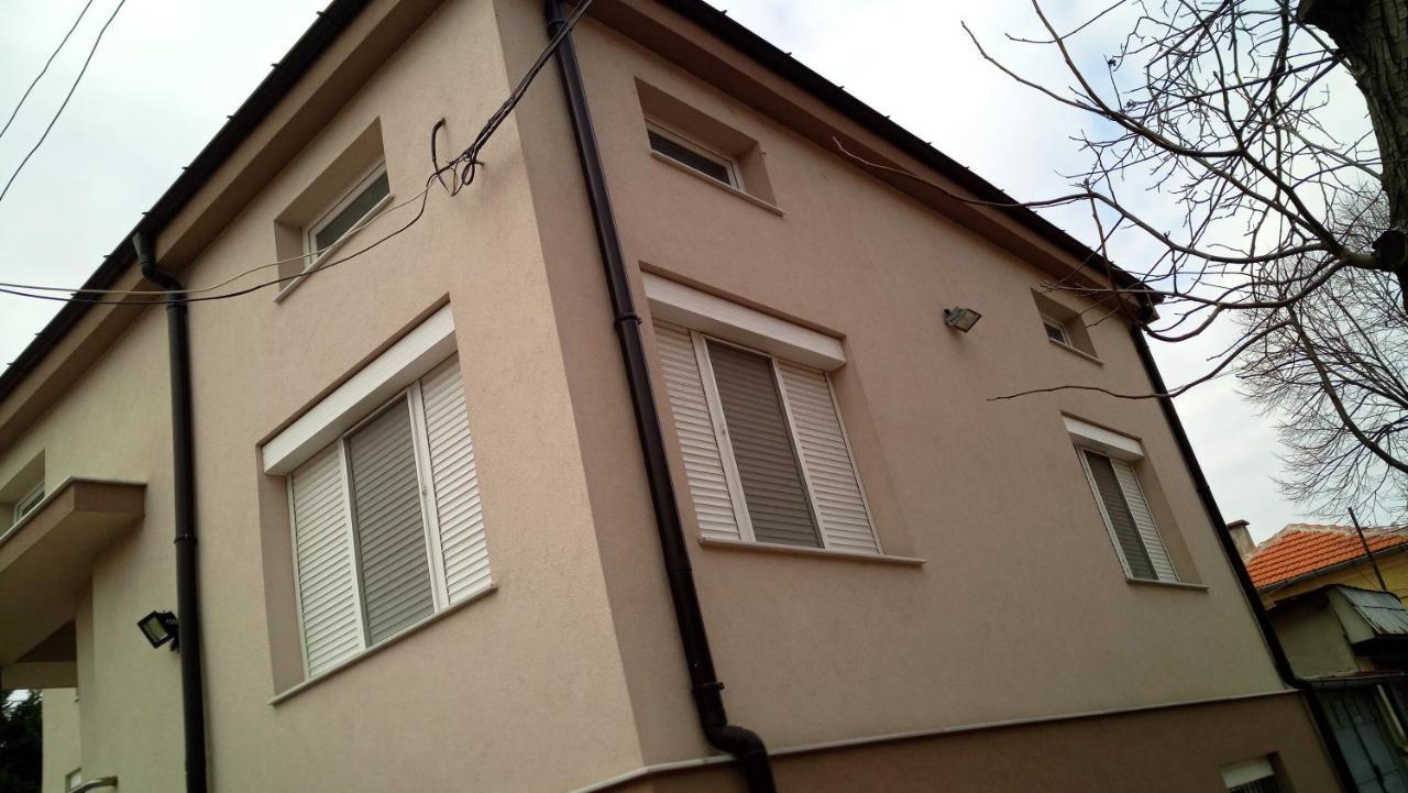 Villa Ros Guest House 斯维伦格勒 外观 照片