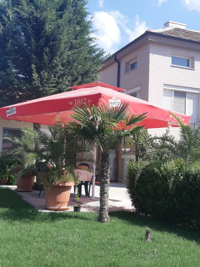 Villa Ros Guest House 斯维伦格勒 外观 照片