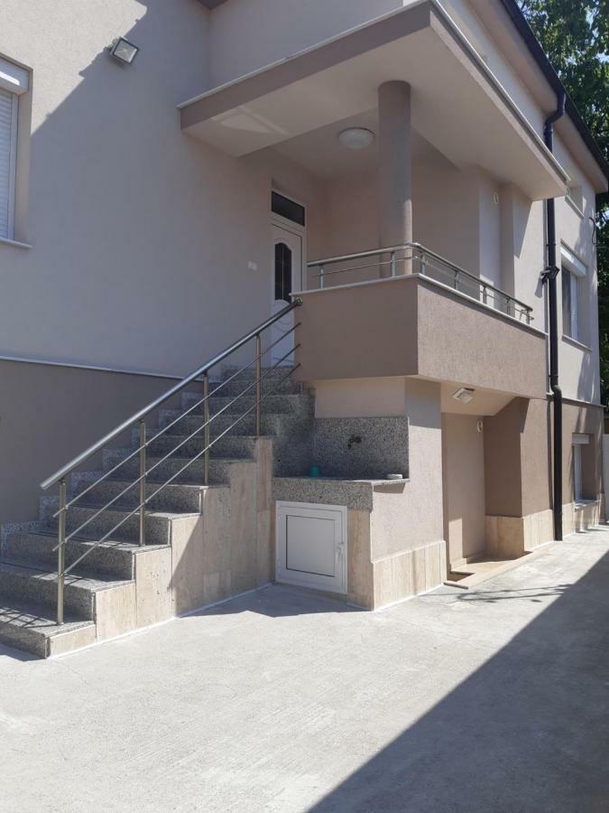 Villa Ros Guest House 斯维伦格勒 外观 照片